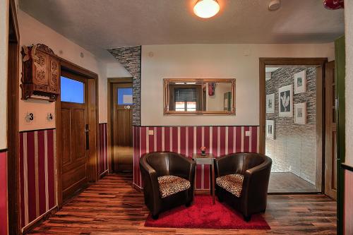 House LA Neuschwanstein Blick - Budget City Hotel 4