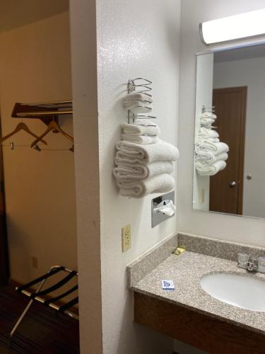 Americas Best Value Inn Champaign