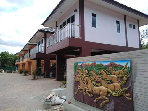 B&B Lampang - Lampang Ngeng Na Home - Bed and Breakfast Lampang