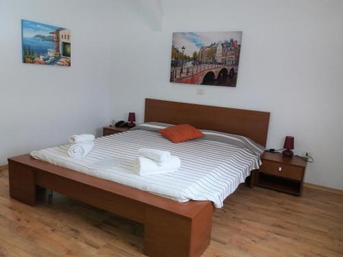 Superior Double Room image 10