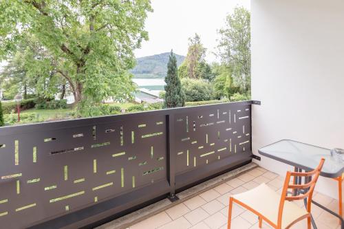 2 bedrooms, 3 beds