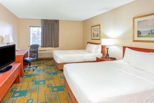 La Quinta Inn by Wyndham Milwaukee Airport / Oak Creek