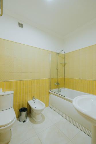 Premier Geneva Hotel - image 5