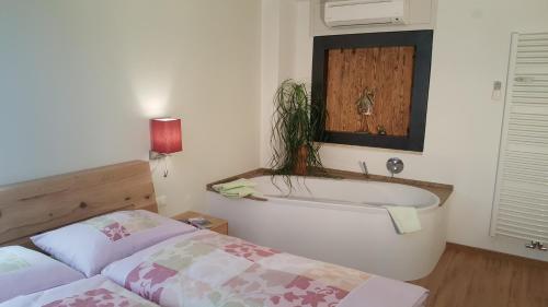viaDolceVita - Grüne Gästewohnung (viaDolceVita - Grune Gastewohnung) in 拉娜