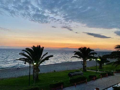 Seafront Maisonette, Pefkochori (Foto 7)
