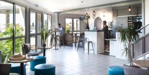 Előcsarnok, Logis Hotel L'Air Marin in Rochefort