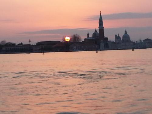 Veneziacentopercento Arsenale Apartment - image 3