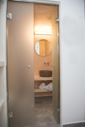 Markakis Studios Fira Town - main image