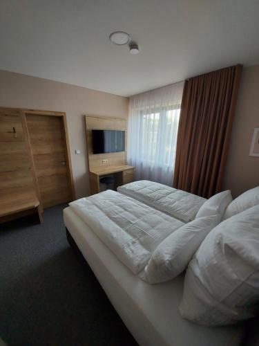 Ferienwohnung Nikolena 7.1km von Trulben entfernt