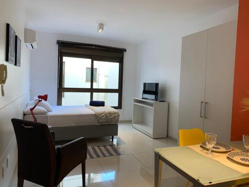 Apartamento Perfeito Casemiro, 199 - RETIRADA DAS CHAVES MEDIANTE AGENDAMENTO COM UMA HORA DE ANTECE
