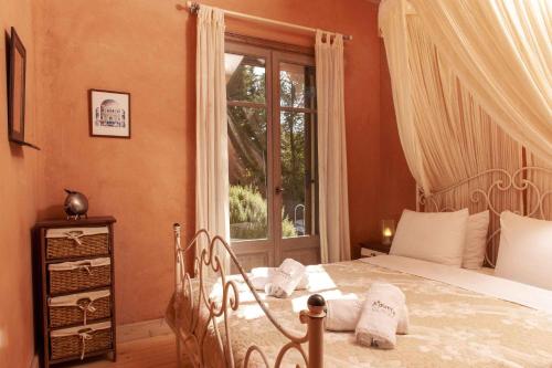 Mounty Island Villas Avra-Calma