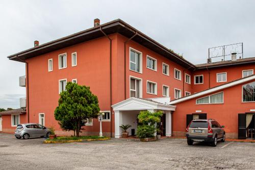 Hotel Villa Strassoldo "Ex Attianese Hotel Restaurant"