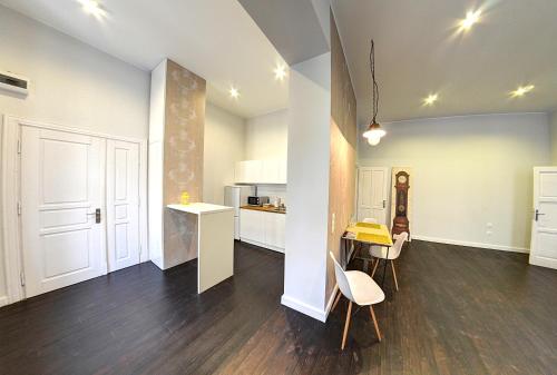 Apartament Bankiera - image 11