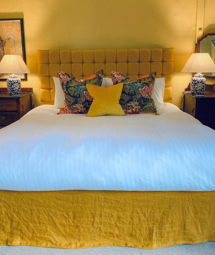 Grove House - image 2