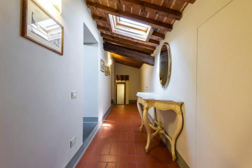  Nella Torre del Poschi Penthouse with Roof Terrace in Pisa
