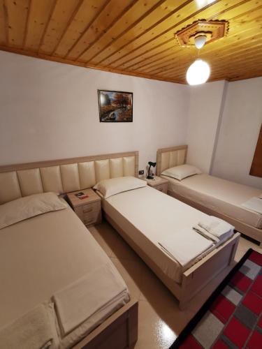 Tomor Shehu Guest House
