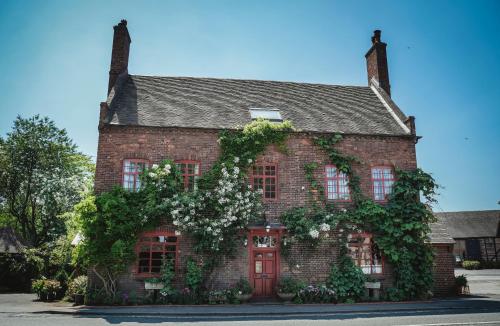 The Hundred House Hotel