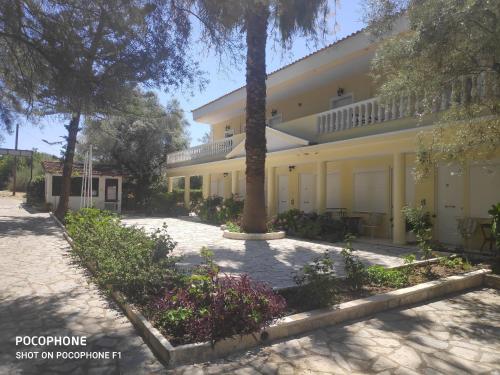 PERIGIALI BEACH Hotel de charme Apólpaina