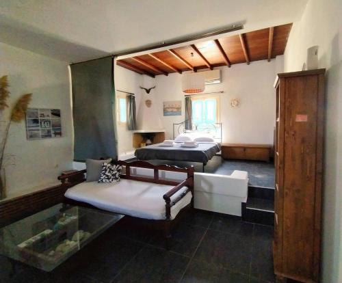  Traditional Villa Ftelia in Ftelia