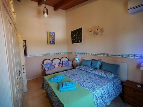 2 king beds, 2 twin beds