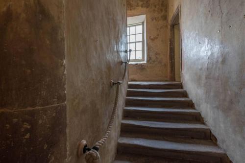 Queen Mary's Chamber - image 14