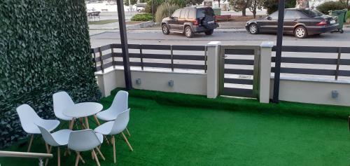 Angela Apartments & Studio in 法拿里