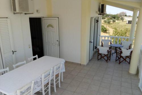 Balcony/terrace, Marinis House in Asini