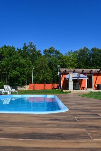 House in nature in ราเดติชิ