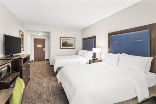 Holiday Inn Express & Suites Wilmington-Newark, an IHG Hotel