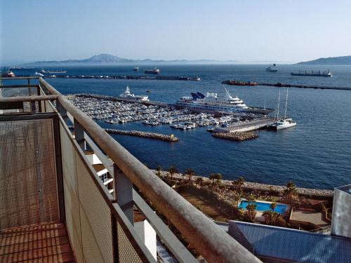 Atlantic Suites Serviced Apartments photo 2