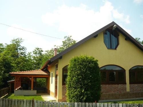 Ruralna Kuća Za Odmor Golub