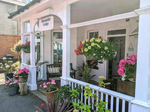 Alexander Lodge Guest House - image 8