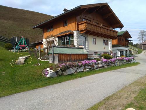  Haus Bucher, Pension in Wagrain