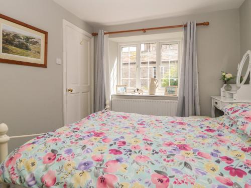 Wedgewood Cottage - image 10