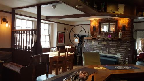 The Antelope at Upavon