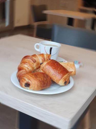 Kyriad Direct Lille Est Stade Pierre Mauroy - image 11