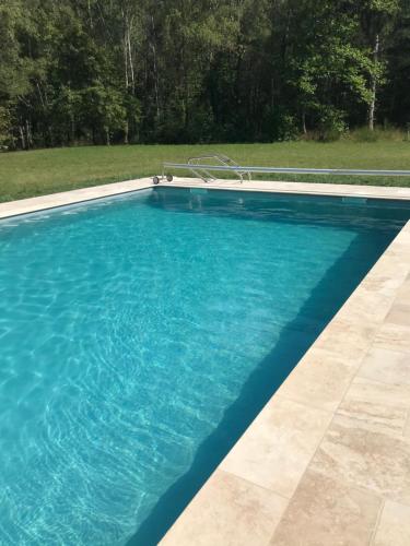 logement avec accès piscine
