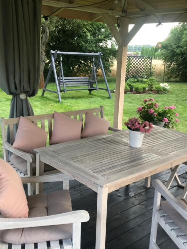 APARTAMENT Zakątek Wrocławia APARTAMENT Zakątek Wrocławia