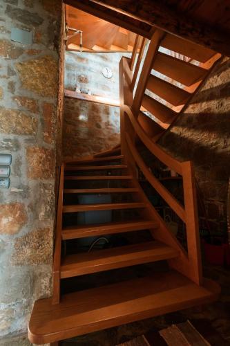 Rustic Stone Home, Milopotamos, Rethymno