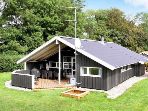  Four-Bedroom Holiday home in Sydals 4, Pension in Vibøge