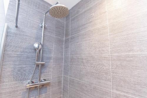 City Dreamz -NEW Stylish and Modern Flat