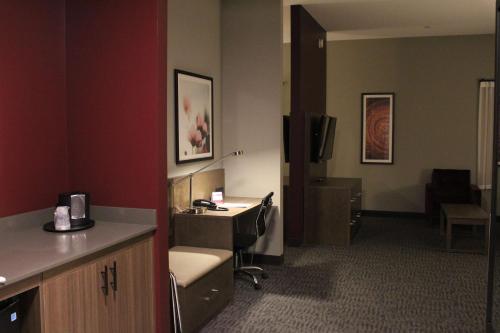 King Suite with Spa Bath