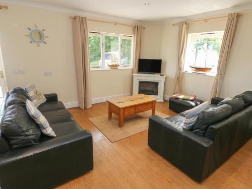 Swanlake Lodge - image 3