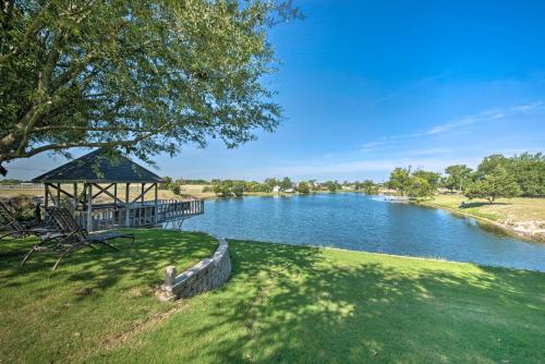 . Evolve Lakefront Celina Home with Patio and Views!