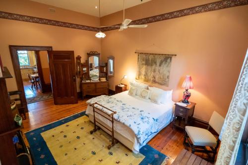 Buxton Manor photo 4