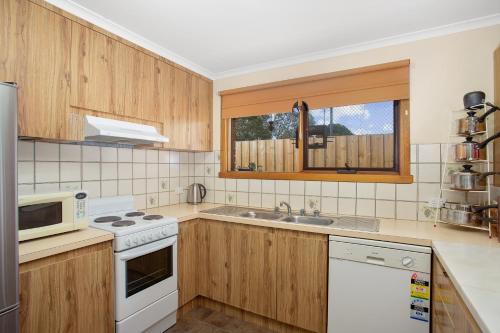 Four-Bedroom House image 3
