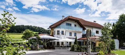 Gasthof - Restaurant Hubertushof in Peilstein im Mühlviertel, Österreich