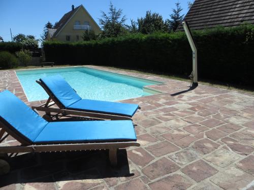 Kert, Le 128, duplex alsacien 10 personnes, piscine in Horbourg-Wihr