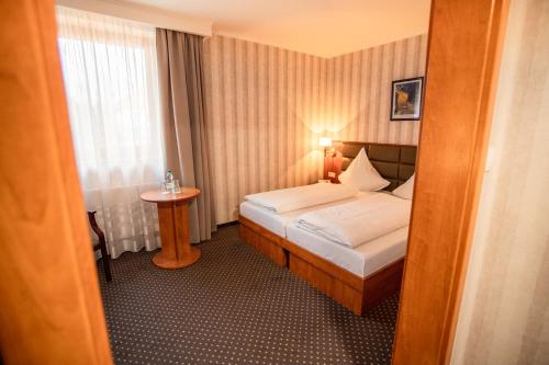 Premium Hotel Bacero Wroclaw - Photo 2