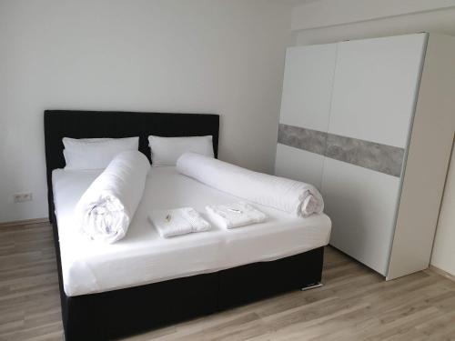 Private and cozy Apartment in Refrath near Cologne Private and cozy Apartment in Refrath near Cologne